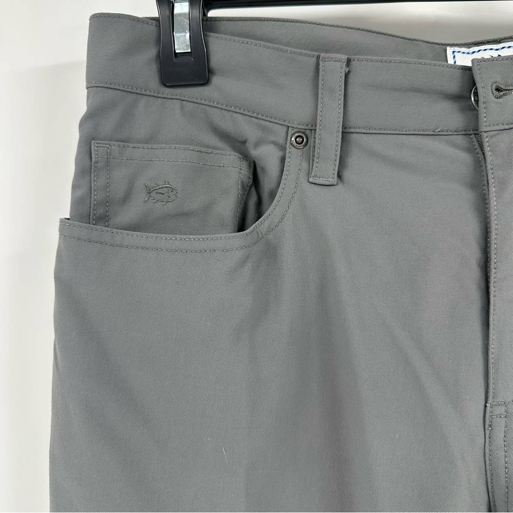 Southern Tide Gray Lightweight Pants Sz 32/30
Intercoastal UV Quick Dry Golf - Picture 2 of 14
